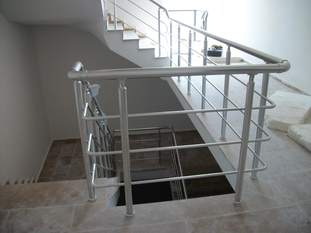 Aluminum Railing